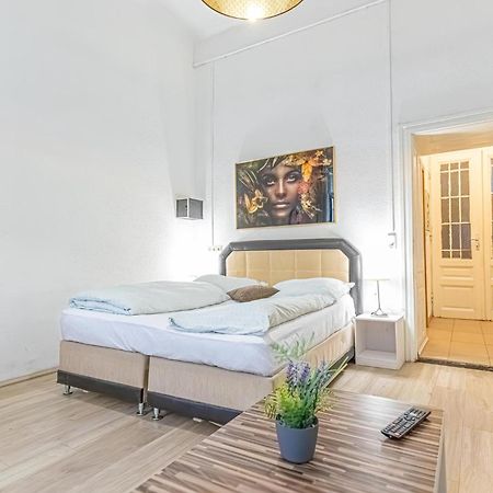 Chic Apartment- Suitable For Longstays Near Matzleinsforferplatz ウィーン エクステリア 写真
